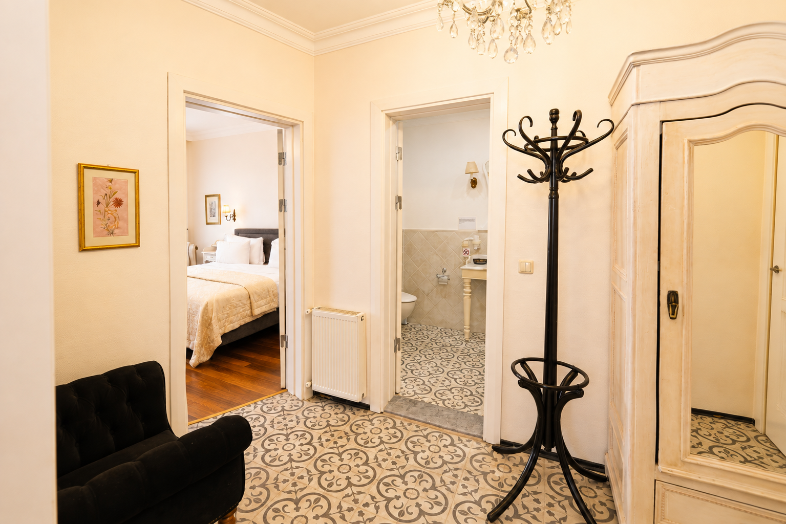 Family Suite Connecting Room